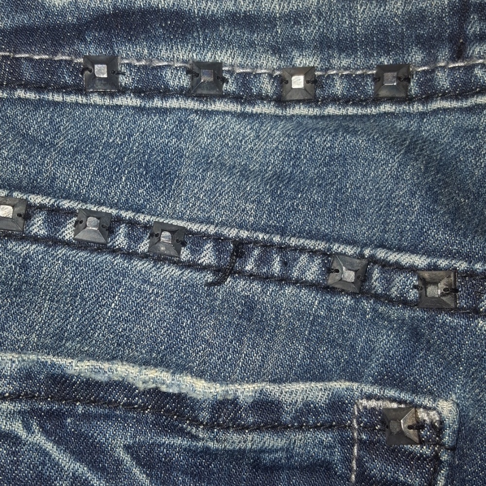 Express Rerock Embellished Jeans - Picture 6 of 7